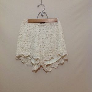 NWOT Boho Lace Shorts